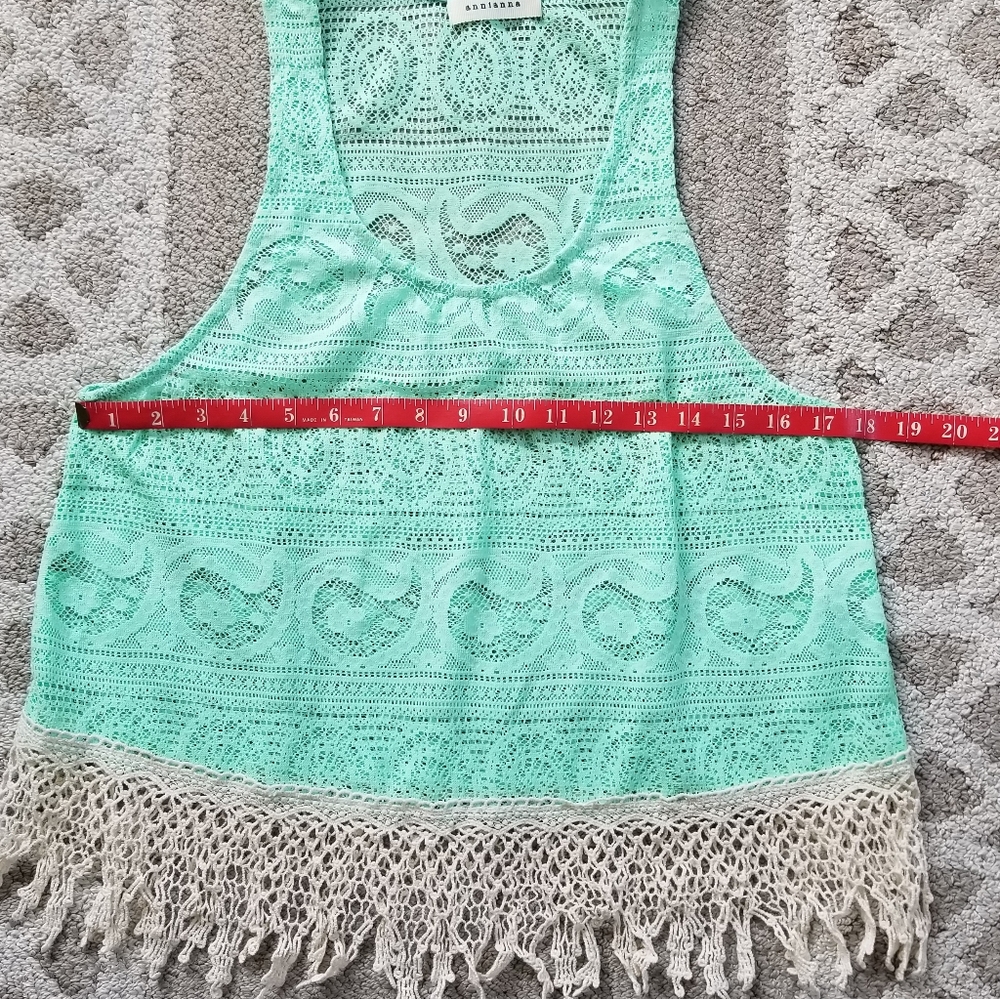 Annianna Lace Tank Top - Picture 8 of 10